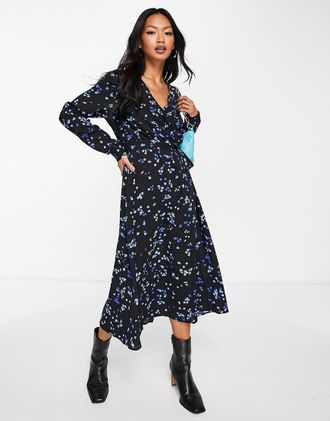 Vero Moda Exclusive - Schwarzes Maxikleid im Wickeldesign mit Blumenmuster