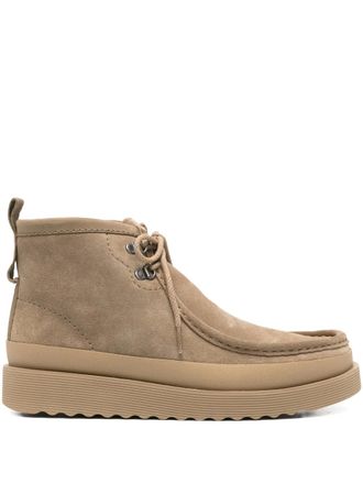 Clarks Wallabee lace-up leather boots - Neutrals