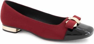 Andrea Womens Low Block Flats In Burgundy