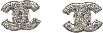 Chanel Orecchini CC placcati argento con cristalli e chiusura a pressione 2011