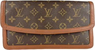 Louis Vuitton Brown Monogram Monogram Clutch Bag Pochette (Pre-Owned)