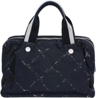 Chanel Pre-owned Handbags, female, Black, Size: ONE SIZE Pre-owned Vintage Travel Line Handbag