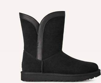 UGG Womens Classic Short Lunara Boot In Black