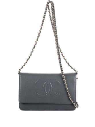 Chanel 2000 logo-embossed shoulder bag - women - Leather - One Size - Blue