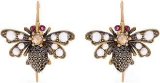 Sylva & Cie. Orecchini Bee in oro giallo 18 carati con diamanti e rubini
