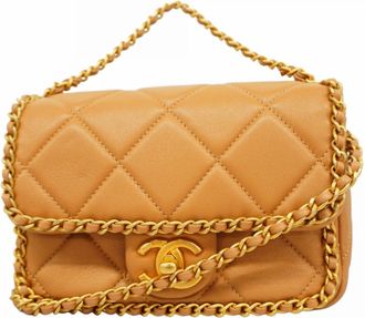 Chanel Leather Handbag (Pre-Owned)