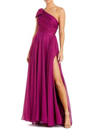Mac Duggal Petite Pleated One Shoulder Chiffon Gown in Raspberry at Nordstrom, Size 10P