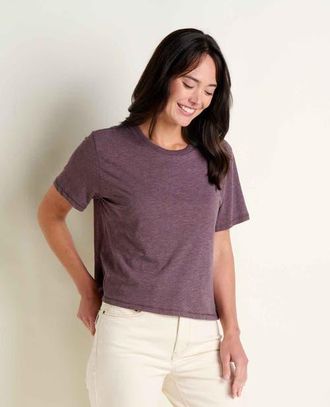 Toad & Co Womens Boundless Jersey Short Sleeve Crew in Raisin at Nordstrom, Size X-Large