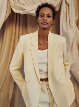 Contemporaine Womens Silky straight two-button Blazer Jacket