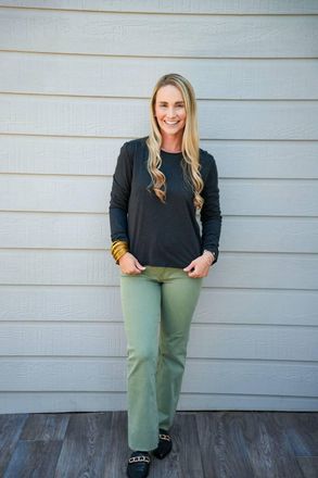 Kut from the Kloth Kelsey High Rise Ankle Flare Jeans In Sage Green