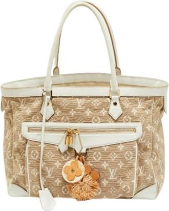 Louis Vuitton Pre-owned Tote Bags, female, White, Size: ONE SIZE Pre-owned Sabbia Cabas Tote