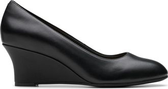 Clarks Womens Olivette Pearl Pump, Black Leather, 6.5