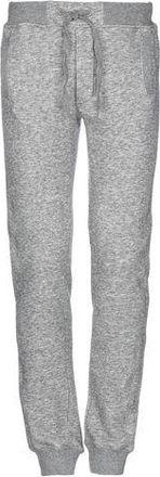 Woolrich BOTTOMWEAR - Trousers sur YOOX.COM