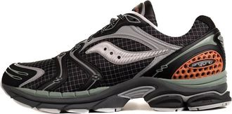 Saucony Mens Progrid Triumph 4 Sneakers In Shadow/silver
