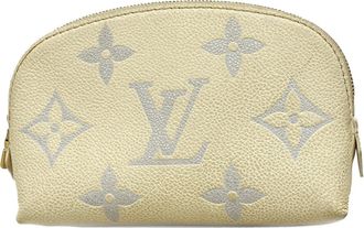 Louis Vuitton White Pouch (Pre-Owned)
