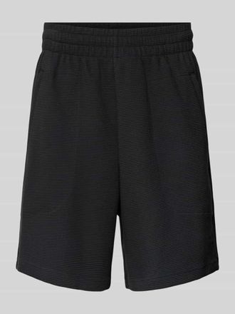 adidas Originals Regular Fit Shorts mit Strukturmuster in Black, Gr&ouml;&szlig;e XS