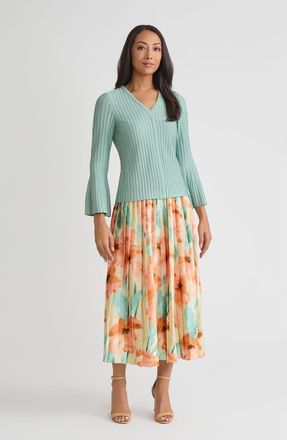 Misook Scalloped Ribbed Knit Bell Sleeve Top in Mystic Green at Nordstrom, Size Xx-Large