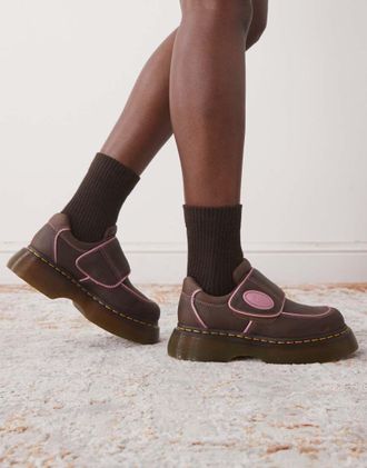 Dr. Martens Buzz - Scarpe marrone scuro con finiture a contrasto