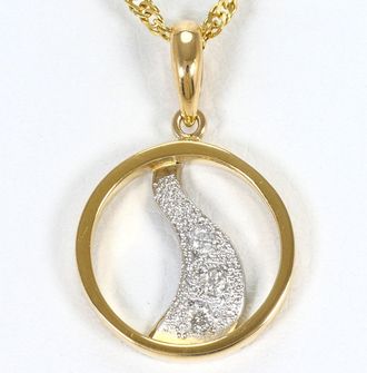 C&A Unbranded Platinum yellow gold yellow gold (18K) Platinum 900 Pendant (Pre-Owned)