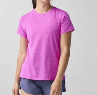 Brooks Luxe Short Sleeve Top In Magenta