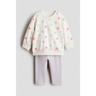H&M 2-piece Sweatshirt And Leggings Set in Light Purple/hearts at Nordstrom, Size Newborn
