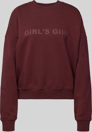 Oh April Sweatshirt mit Statement-Print und &uuml;berschnittenen Schultern in Aubergine, Gr&ouml;&szlig;e XL