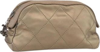 Chanel Pre-owned Clutches, female, Beige, Size: ONE SIZE Pre-owned Leather Pouch
