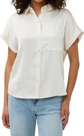 Esqualo Womens Sleeveless Satin Look Blouse In Off White
