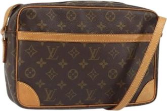 Louis Vuitton Pre-owned Cross Body Bags, female, Brown, Size: ONE SIZE Pre-owned Canvas Cross Body Bag