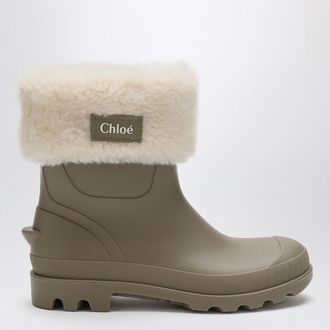 Chlo&eacute; Vetiver green rubber boots