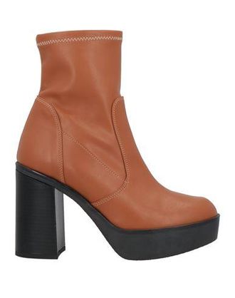 Lorenzo Mari Ankle boots