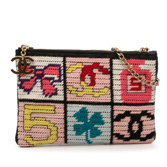 Chanel Tweedehands Wol Needlepoint Kostbare Symbolen Pochette