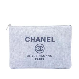 Chanel Pre-owned Clutches, female, Blue, Size: ONE SIZE Pre-owned Canvas Clutch