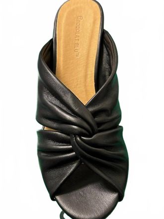 Chocolat Blu Womens Wiley Metallic Wedge In Black And Gold