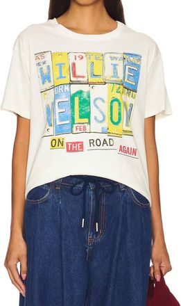 Daydreamer Willie Neslon On The Road Again Boyfriend Tee In Stone Vintage