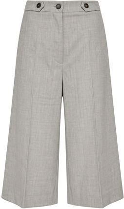 Liviana Conti BOTTOMWEAR - Shorts e bermuda su YOOX.COM