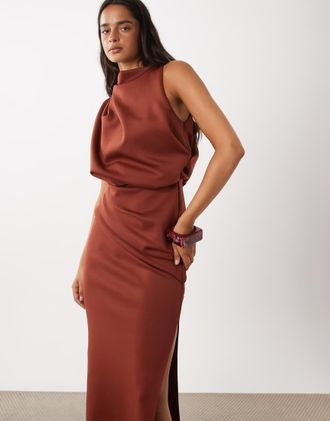 Asos vestito midi strutturato drappeggiato con spacco in tessuto scuba marrone-Nero