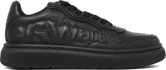 Alexander Wang Zwarte Puff Sneakers met reli&euml;flogo - Dames - Sneakers - Zwart - 38 EU - Leer - Schoenen