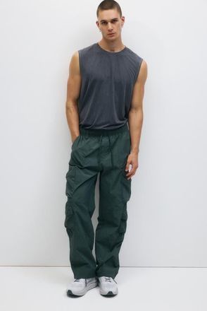 H&M Loose Fit Water-repellent Cargo Trousers in Green at Nordstrom, Size Medium