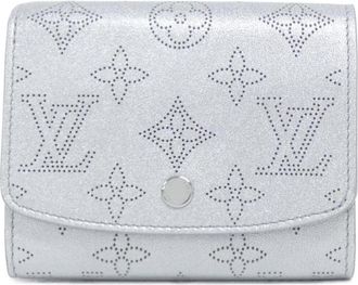 Louis Vuitton Mahina Silver Mahina Leather Wallet (Bi-Fold) (Pre-Owned)