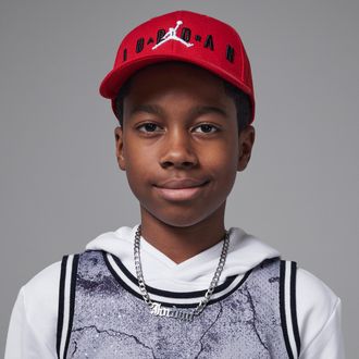 Nike Jordan Big Kids Structured Strapback Cap in Red | 9A0710-R78