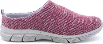 Woolloomooloo Womens Mudgee Terrain Slipper In Red Multi