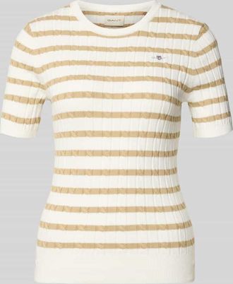 GANT Strickshirt mit Rundhalsausschnitt und Label-Stitching in Camel, Gr&ouml;&szlig;e XXL