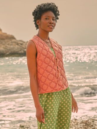Fat Face FatFace Rose Pink Quilted Tie Front Waistcoat