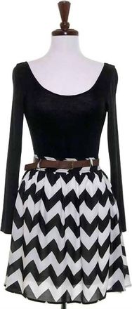 Double Zero Womens Chevron Dress In Black