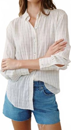 Bella Dahl Boyfriend Button Down Shirt In Ecru/black Pinstripe