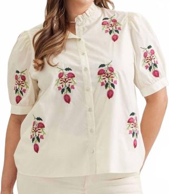 Entro Floral Embroidered Top - Plus In Cream