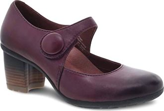 Dansko Womens Page Waterproof Burnished Heels In Wine