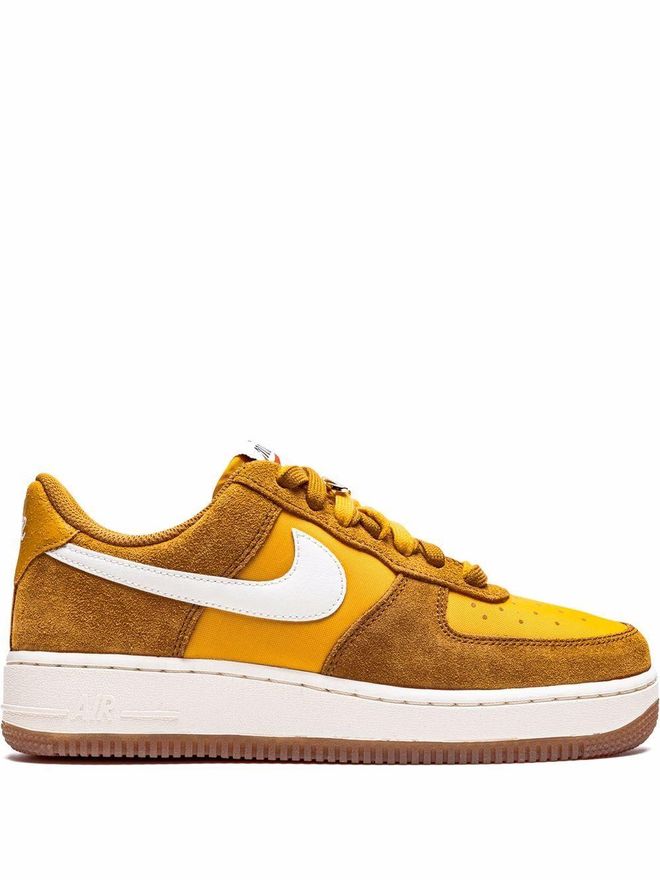 Nike baskets Air Force 1 07 SE des 84 00 sur Stylight