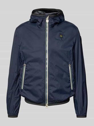 Blauer Jacke mit Label-Patches Modell Dodge in Marine, Gr&ouml;&szlig;e XXXL